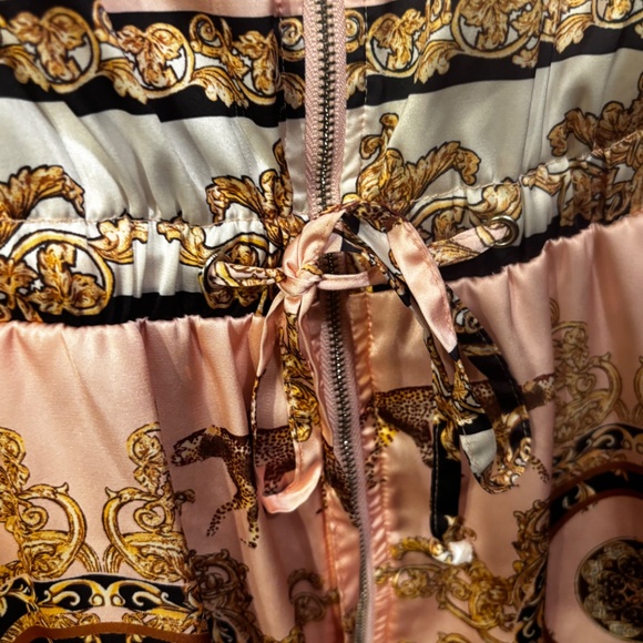 No1Los Angeles Paisley romper long sleeves elastic waist zip up S long sleeves - Picture 13 of 14